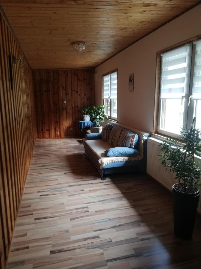 Fewo An Der Klosterruine Paulinzella Mit Kostenfreien Parkplatz Und Wlan 외부 사진
